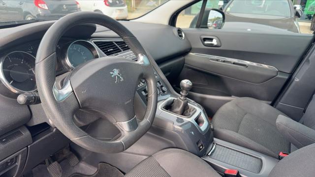 Peugeot 5008 image 4