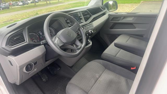 Volkswagen Transporter image 1