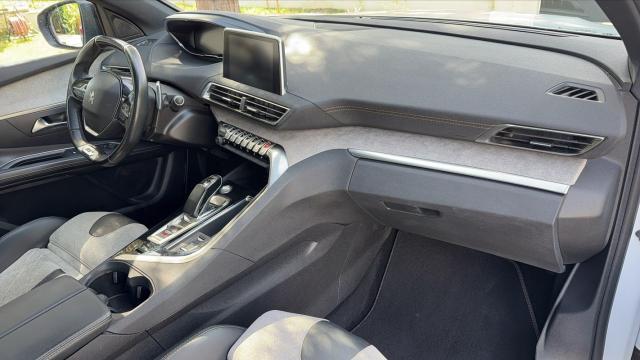 Peugeot 3008 image 9