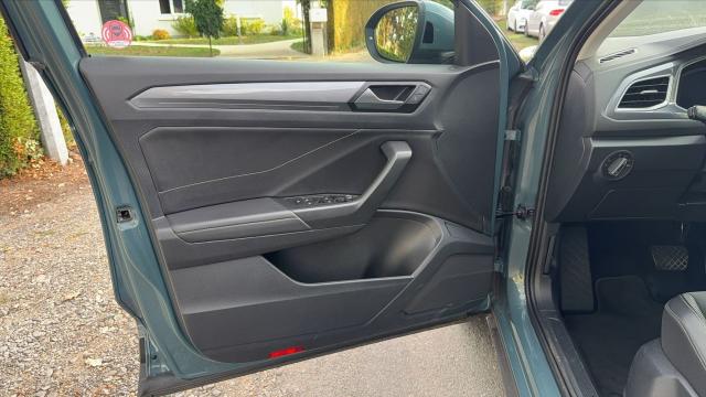 Volkswagen T-Roc image 8