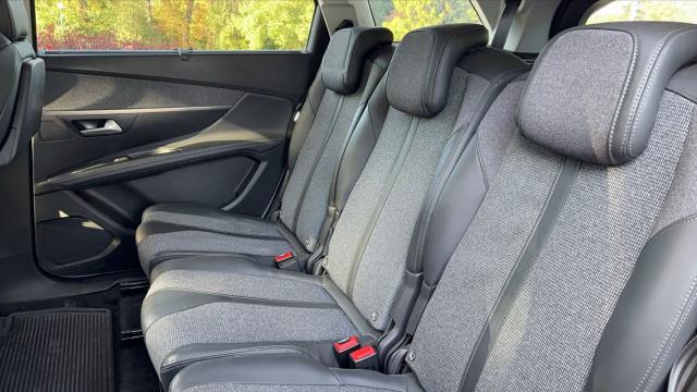 Peugeot 5008 image 3