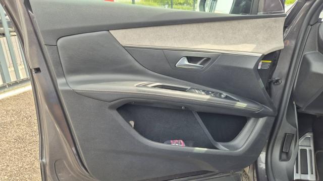 Peugeot 3008 image 9