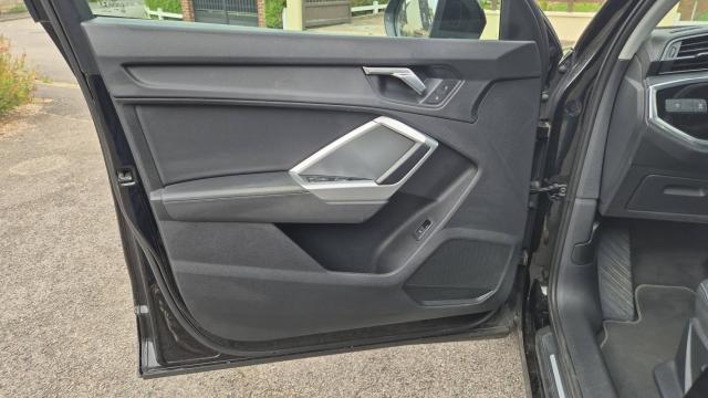 Audi Q3 image 6