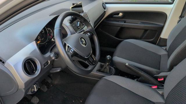 Volkswagen Up! image 7