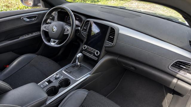 Renault Talisman Estate image 8