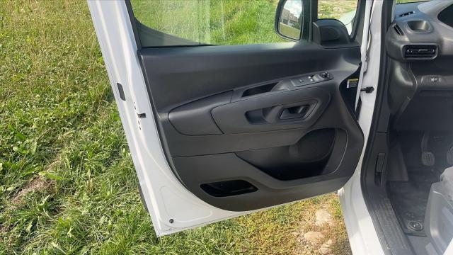 Peugeot Partner image 9