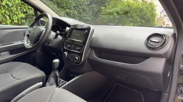 Renault Clio Estate image 5