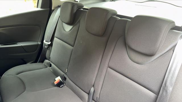 Renault Clio Estate image 8