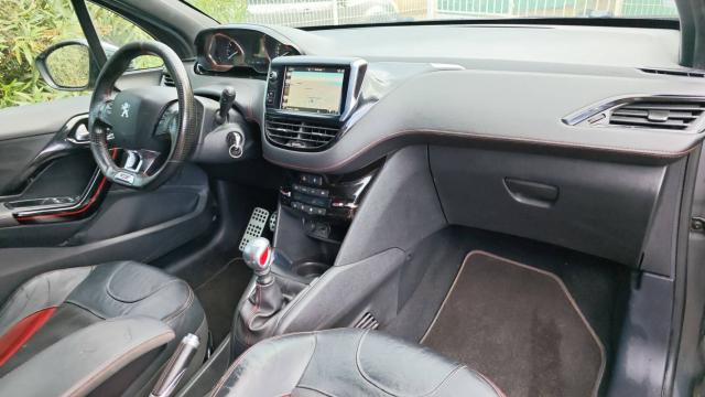 Peugeot 208 image 4