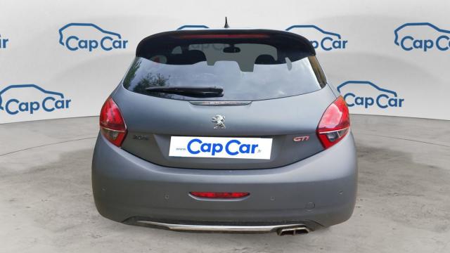 Peugeot 208 image 2