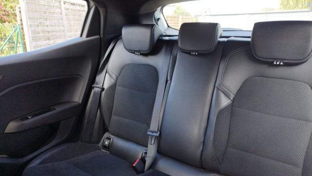 Renault Clio image 1