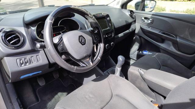 Renault Clio image 2