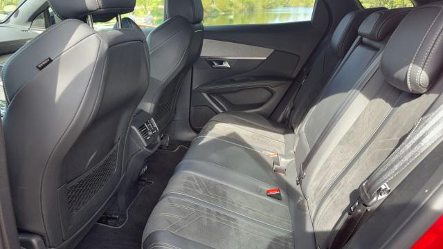 Peugeot 3008 image 6