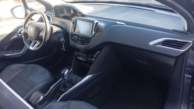 Peugeot 2008 image 5