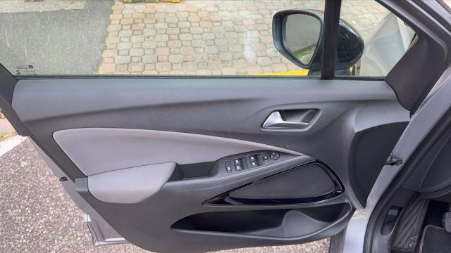 Opel Crossland X image 4