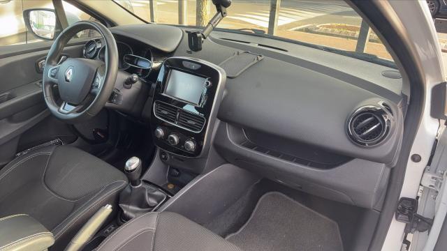 Renault Clio image 9