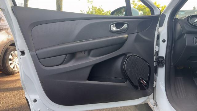 Renault Clio image 8