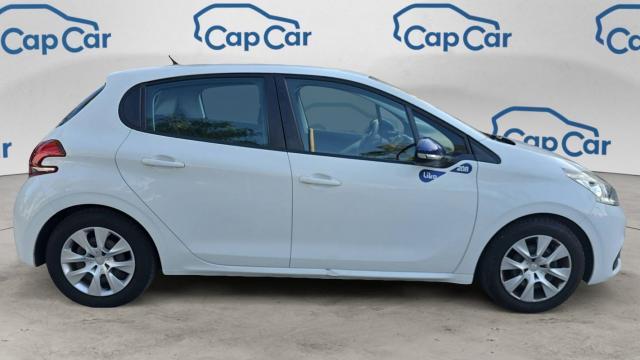 Peugeot 208 image 1