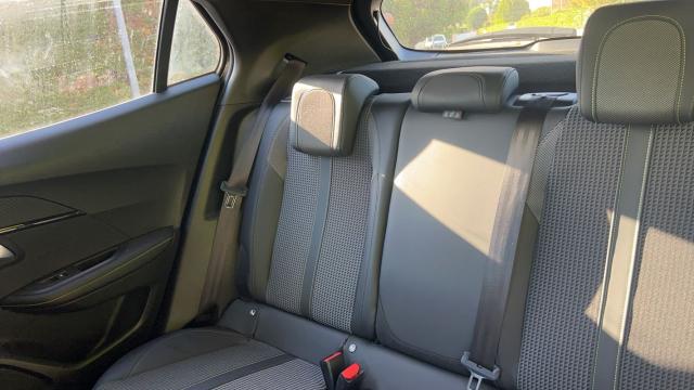 Peugeot 2008 image 4