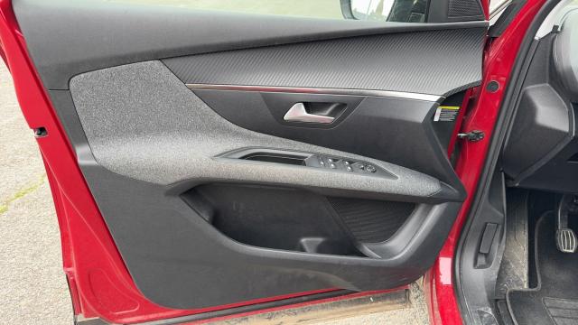 Peugeot 3008 image 5