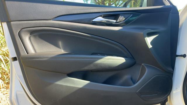 Opel Insignia image 9