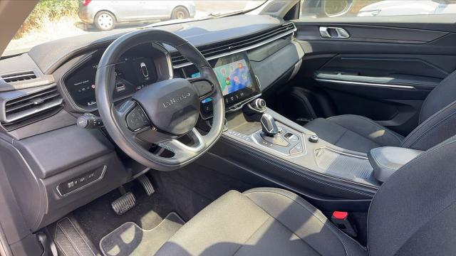 Lynk & Co 01 image 2