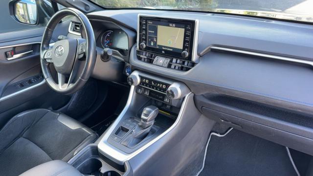 Toyota Rav4 image 4