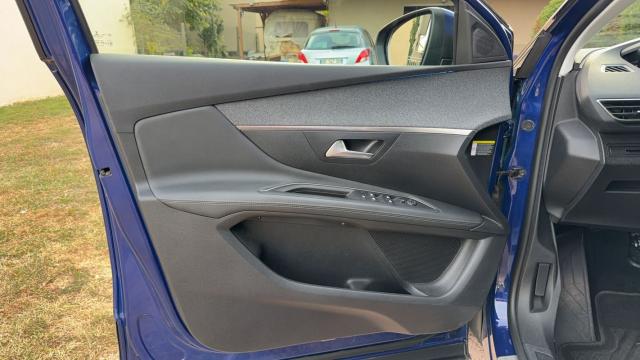 Peugeot 3008 image 9