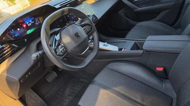 Peugeot 308 image 8