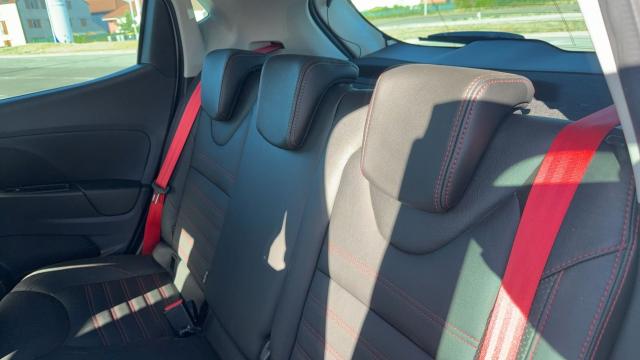 Renault Clio image 2