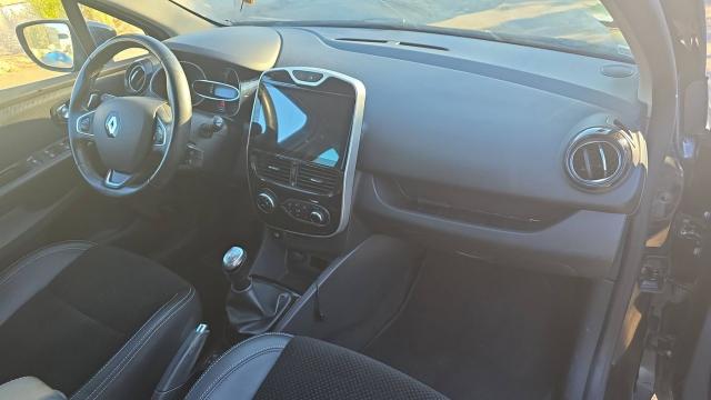 Renault Clio image 9