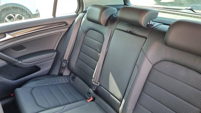 Volkswagen Golf image 2