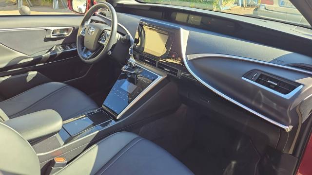 Toyota Mirai image 3