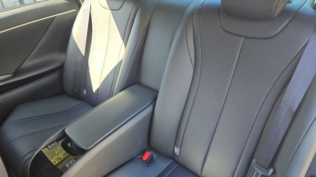 Toyota Mirai image 7