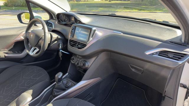 Peugeot 2008 image 4