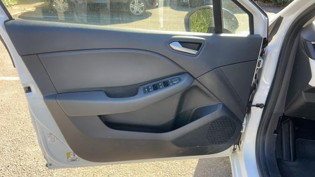 Renault Clio image 7