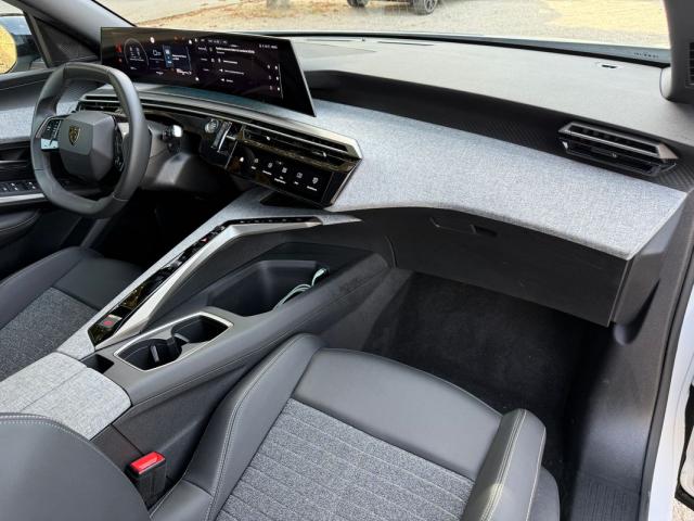 Peugeot 5008 image 4