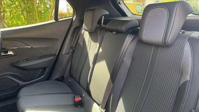 Peugeot 2008 image 3