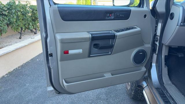 Hummer H2 image 8