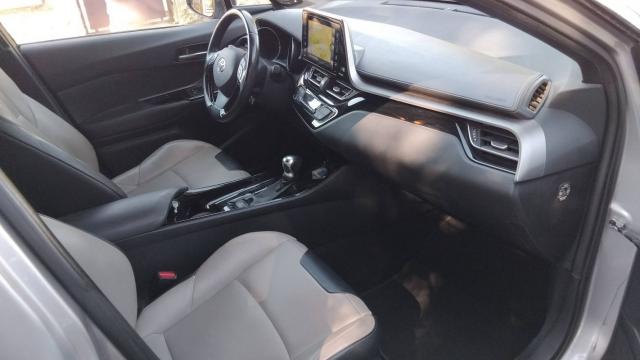 Toyota C-Hr image 8