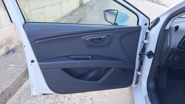 Seat Leon image 3