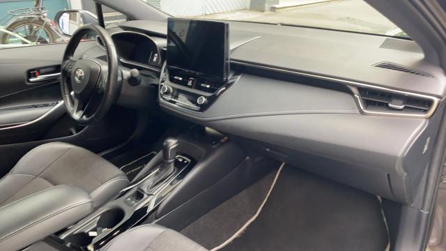 Toyota Corolla image 5