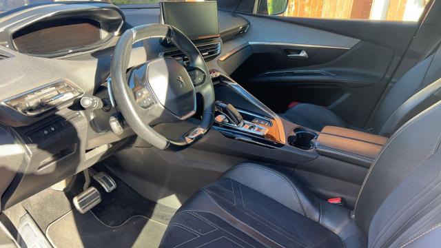Peugeot 3008 image 2