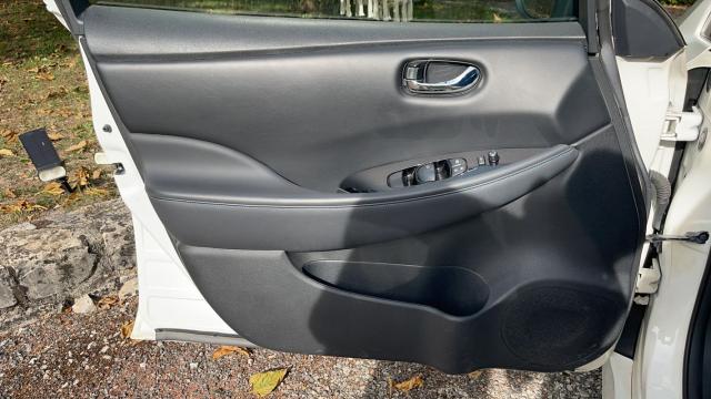 Nissan Leaf image 3