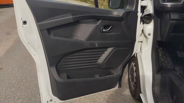 Renault Trafic image 1