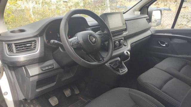 Renault Trafic image 4