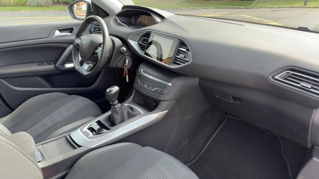 Peugeot 308 image 4