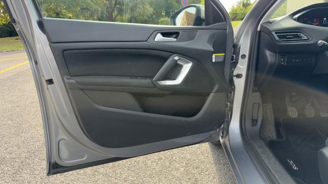 Peugeot 308 image 7