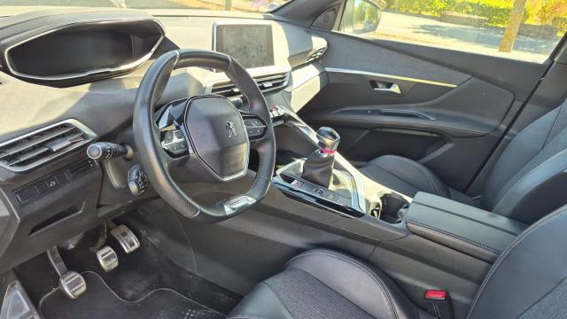 Peugeot 3008 image 1