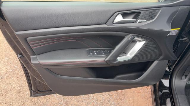 Peugeot 308 image 7